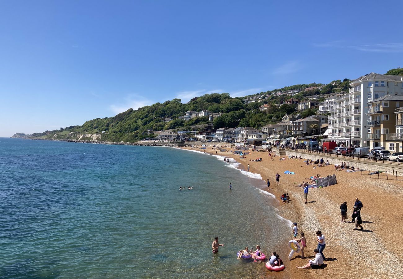 Apartment in Ventnor - Flat 2, 1 Alexandra Gardens, The Isle of Wight. 