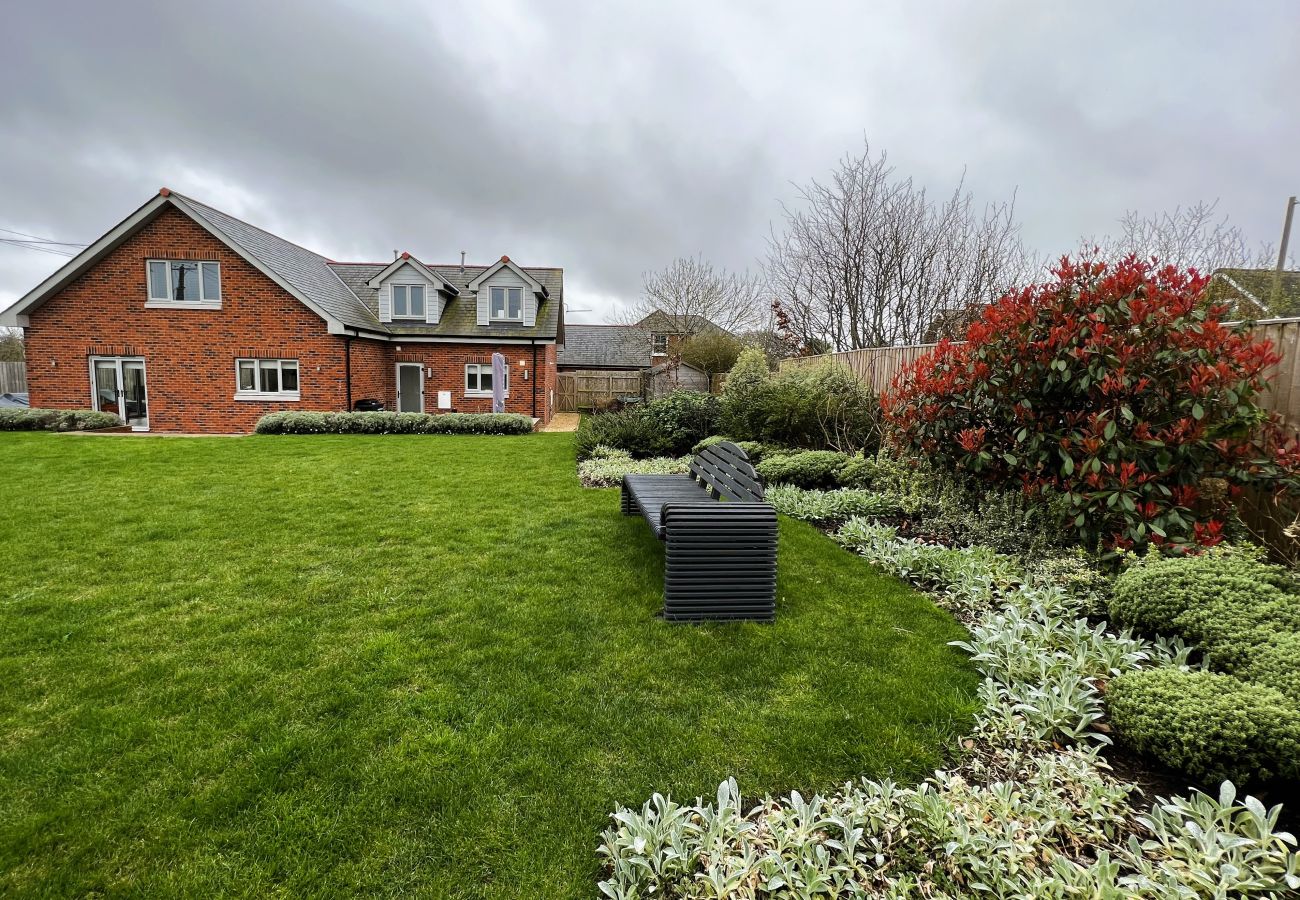 House in Newchurch - Laurel Cottage, The Isle of Wight. 