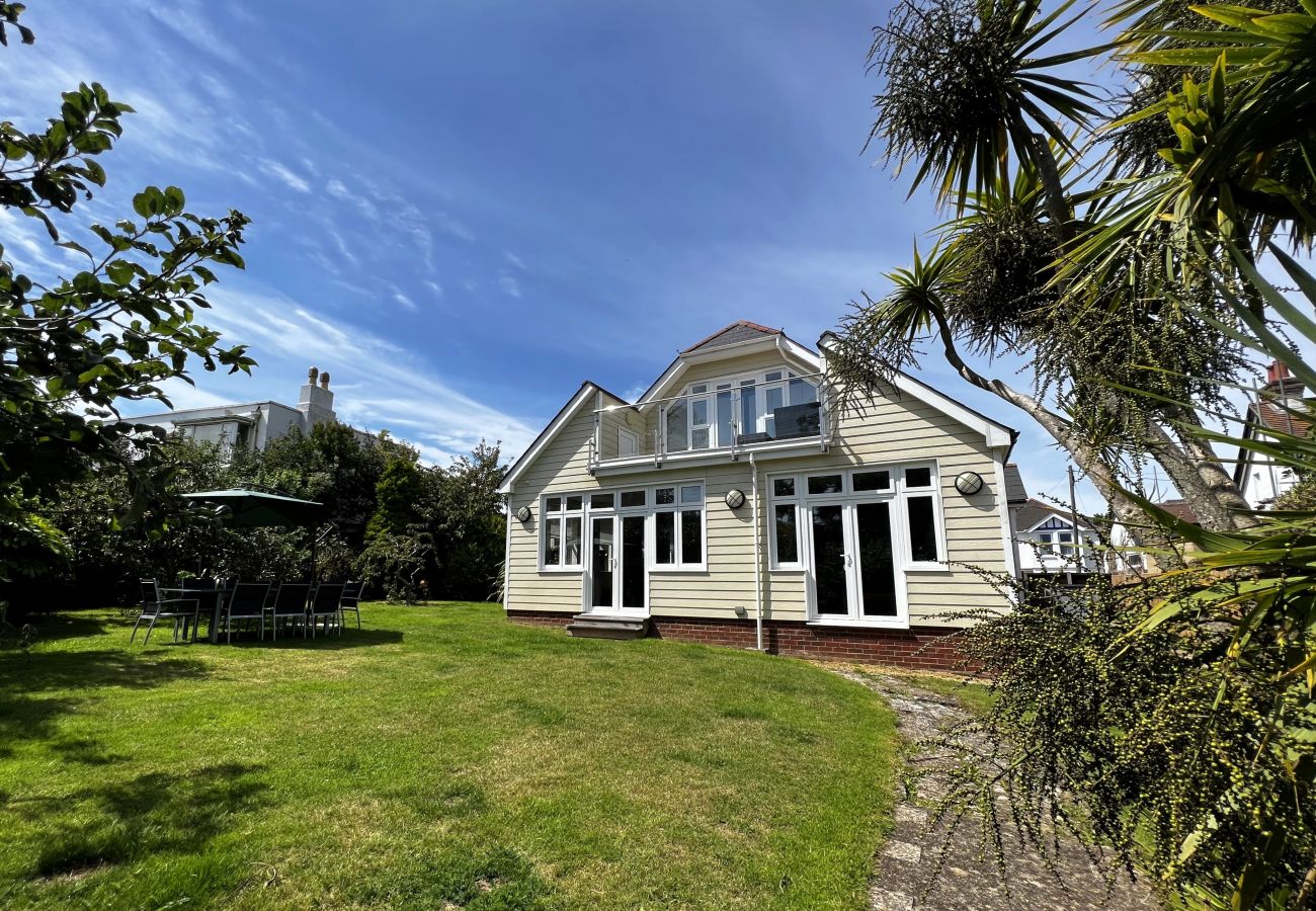 House in Shanklin - Littlestairs, The Isle of Wight.