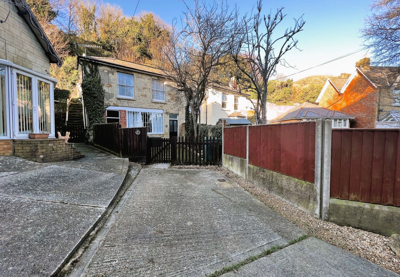 House in Ventnor - Orchard Cottage, The Isle of Wight. 