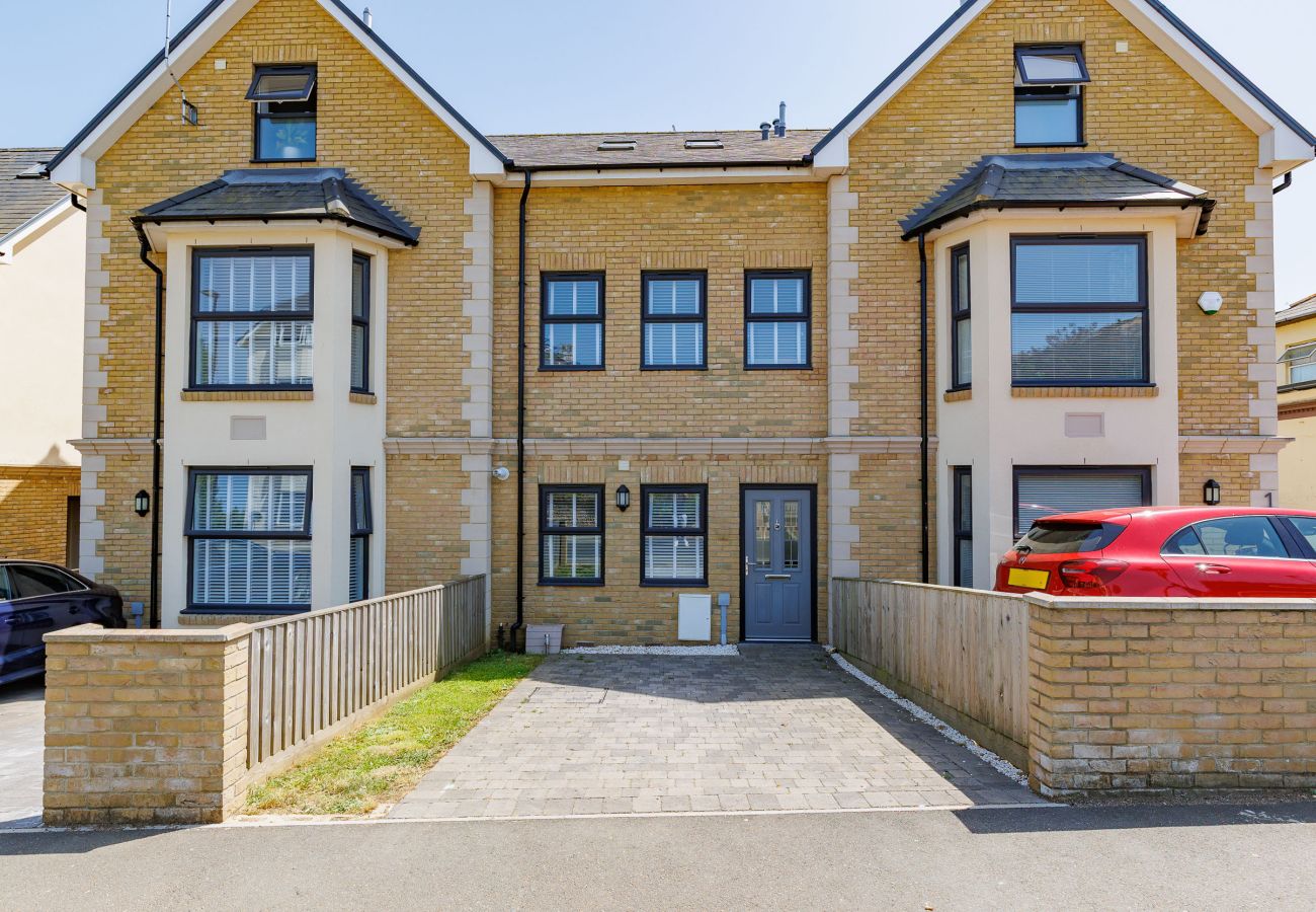 Terraced House in Sandown - Seagrass, Sandown, Isle of Wight
