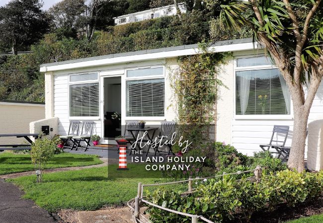 Bungalow/Linked villa in Bonchurch - Suntrap, The Isle of Wight.