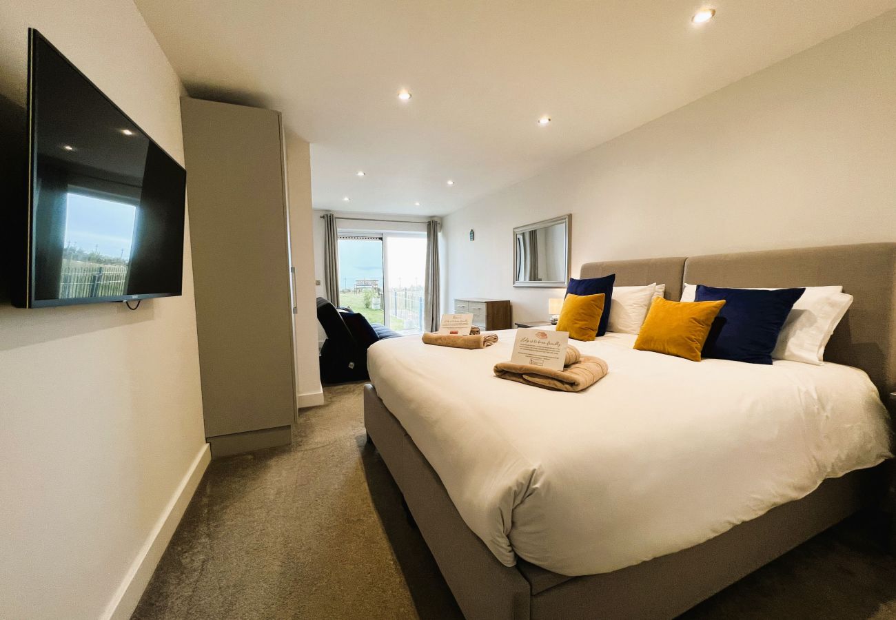 Apartment in Sandown - The Beach Retreat, The Isle of Wight. 