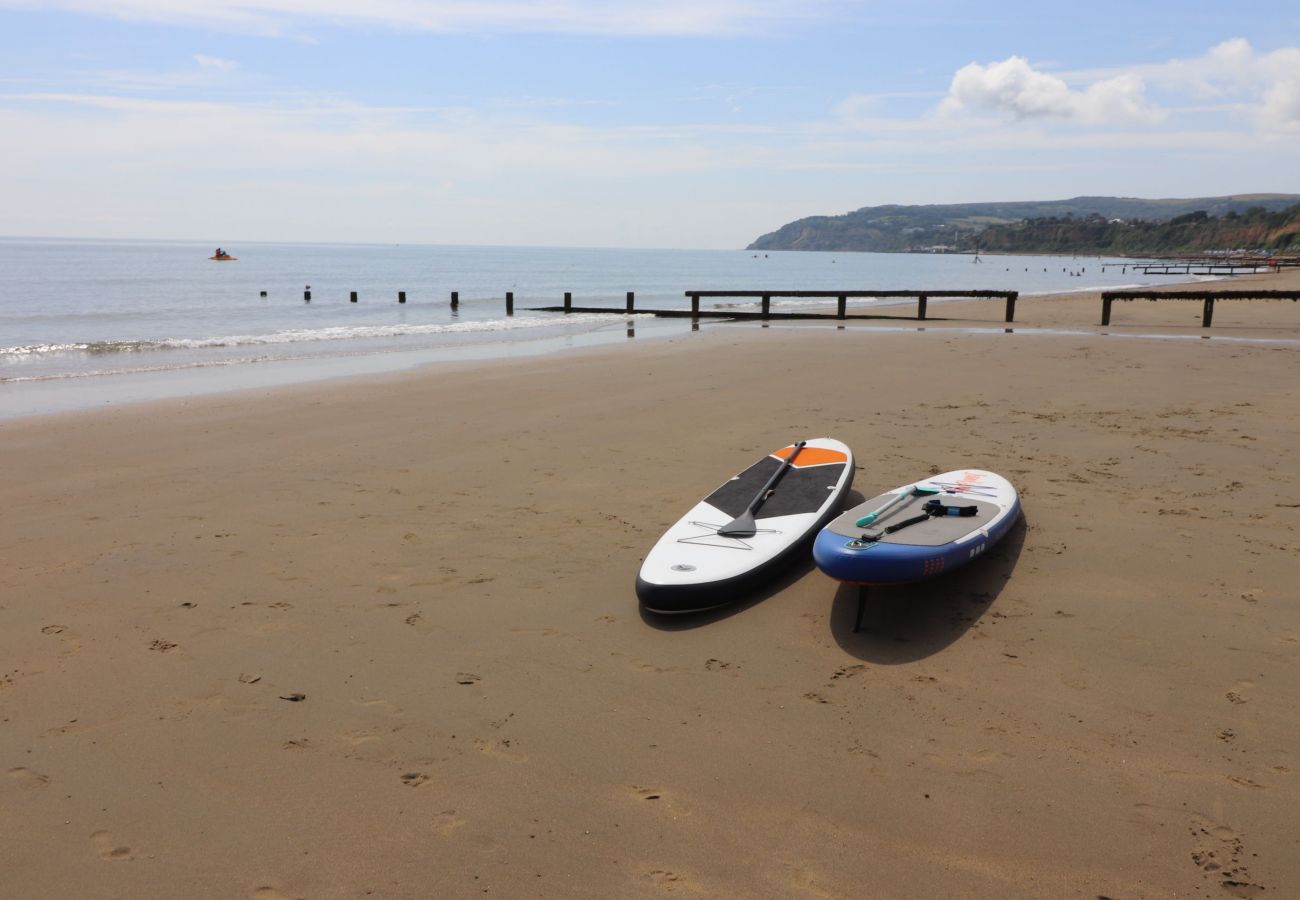 Apartment in Sandown - The Beach Retreat, The Isle of Wight. 