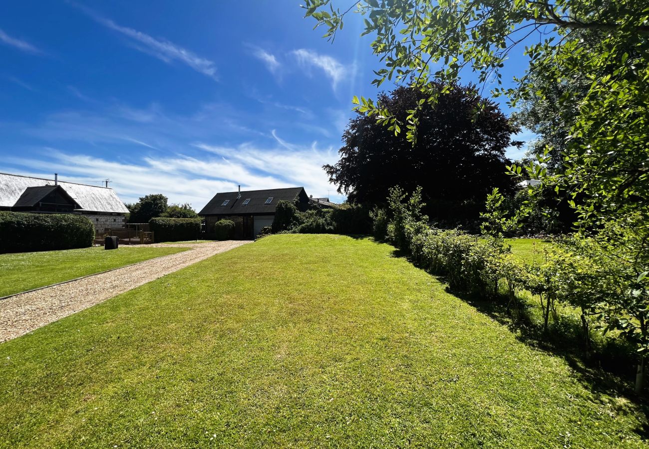 House in Blackwater - Whitestone Barn, The Isle of Wight. 