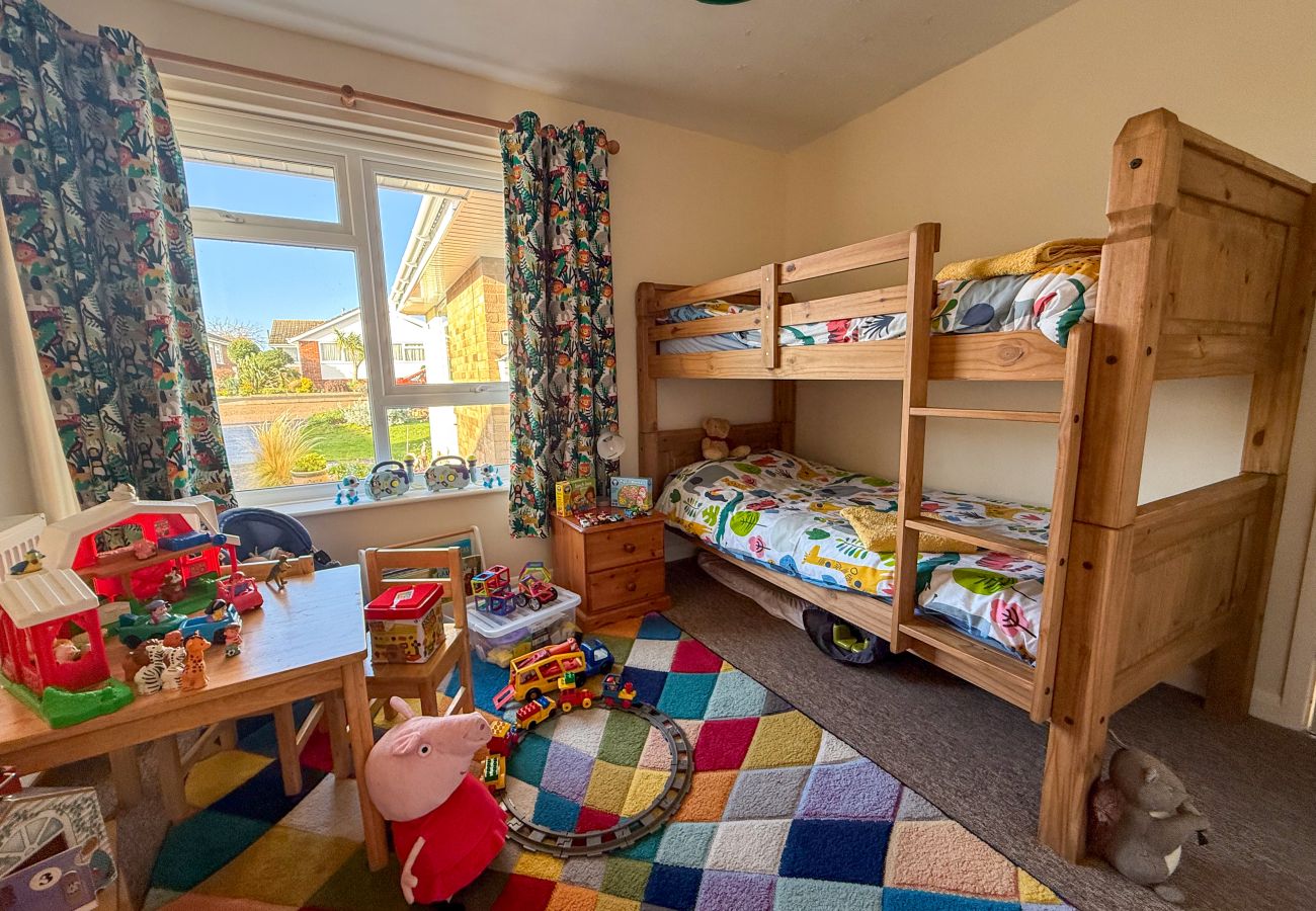 Bungalow in Seaview - Willow-Oak, The Isle of Wight. 