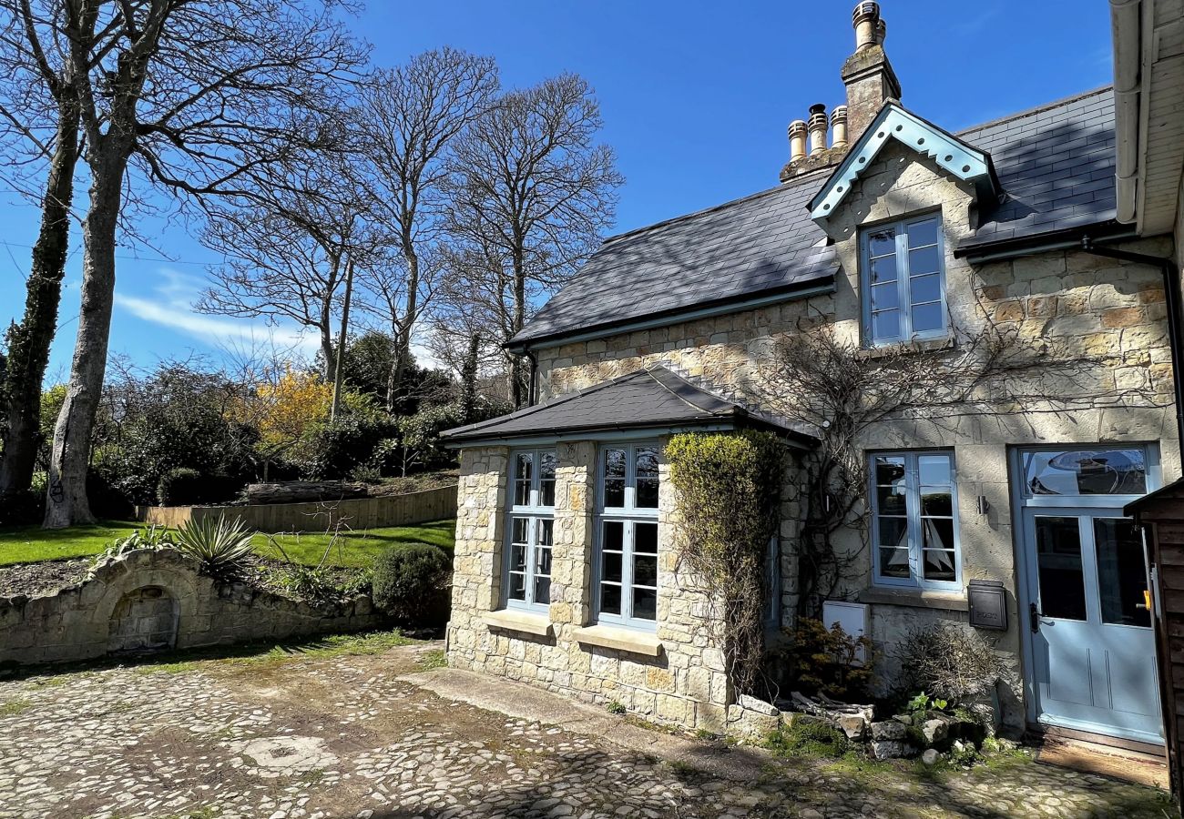 Cottage in St Lawrence - Belvedere Cottage, The Isle of Wight. 