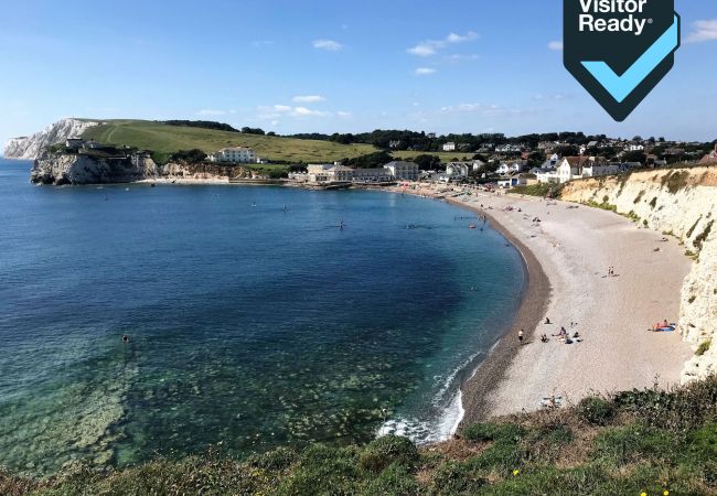 House in Calbourne - Goldfinch, The Isle of Wight.