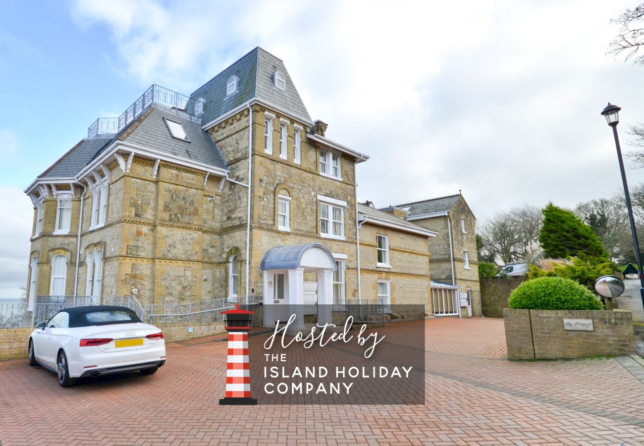 Apartment in Shanklin - Stunning Ocean Views Isle of Wight