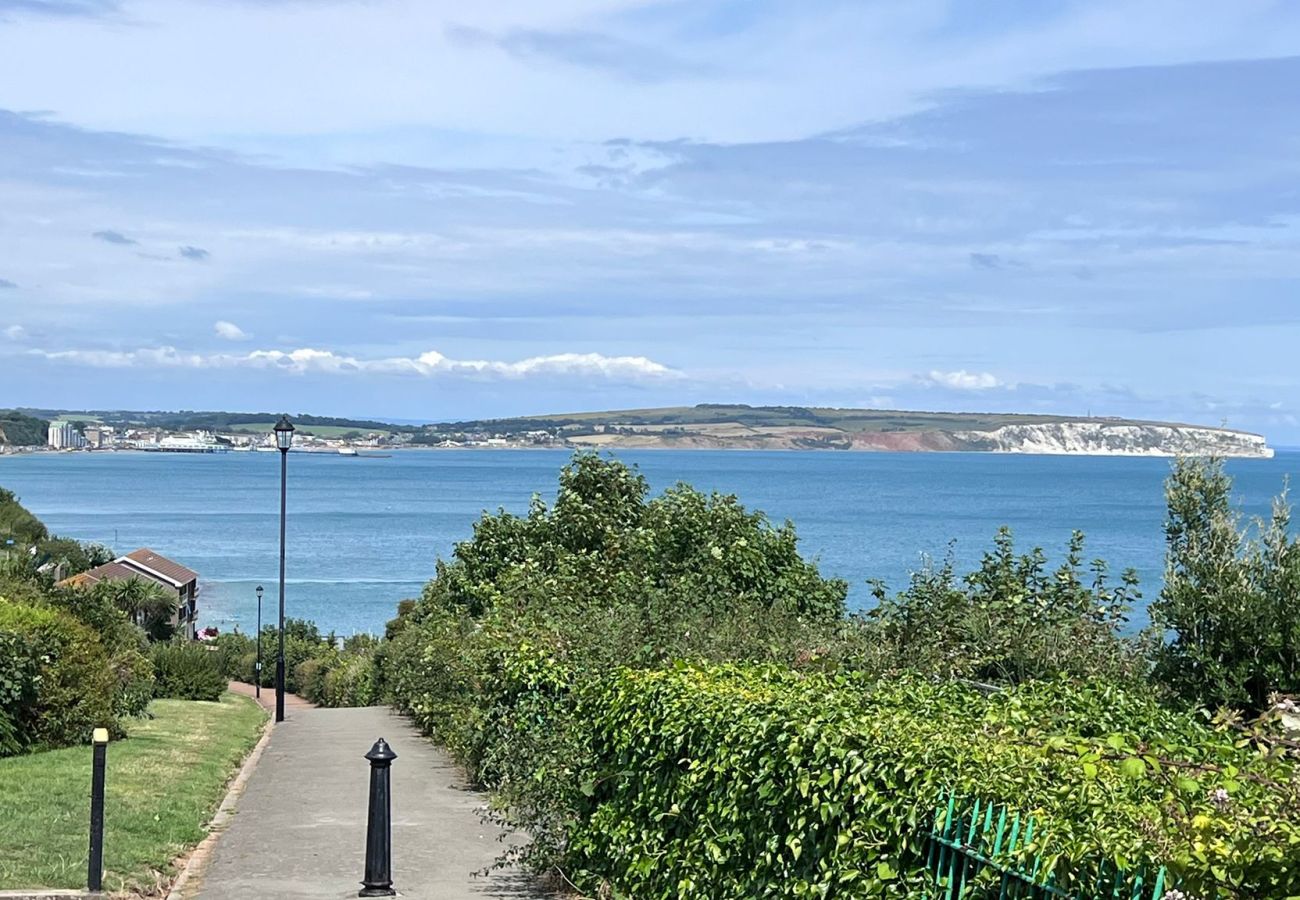 Apartment in Shanklin - Shanklin Stunning Sea Views