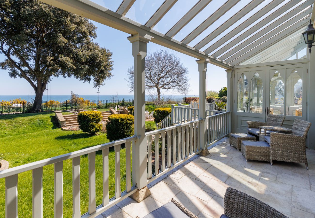 Apartment in Shanklin - Old Vicarage Garden Apartment - Isle of Wight