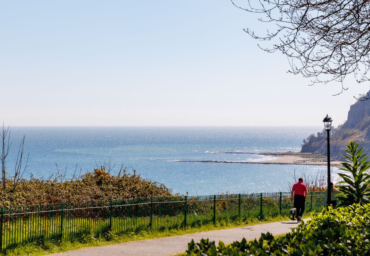 Apartment in Shanklin - Old Vicarage Garden Apartment - Isle of Wight