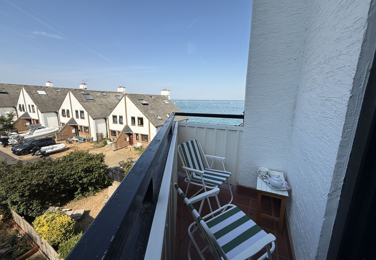 Apartment in Seaview - 19 Seaview Bay-Isle of Wight