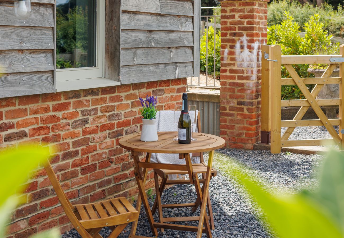 Studio in Ryde - The Little Dairy Studio - Isle of Wight