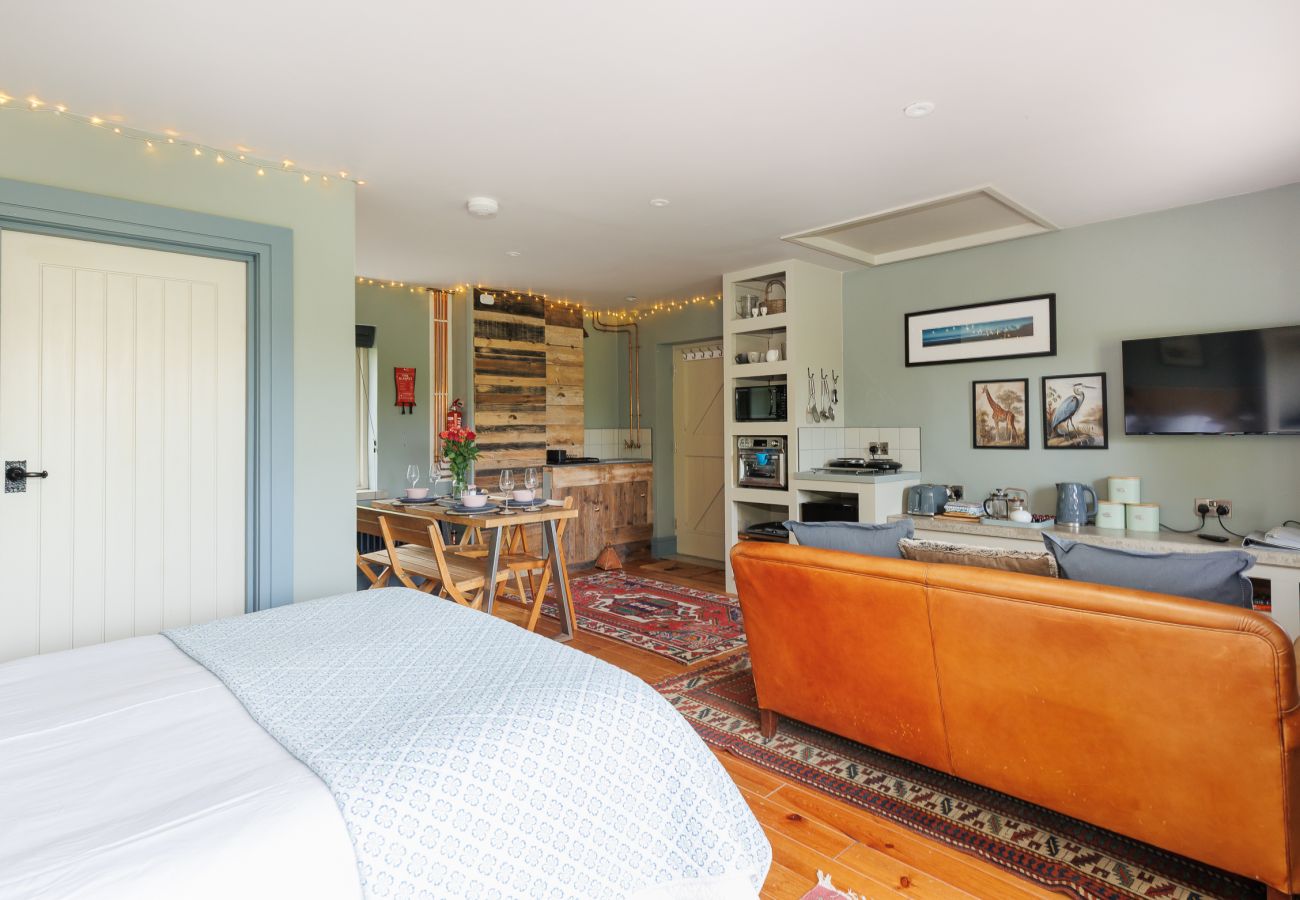 Studio in Ryde - The Little Dairy Studio - Isle of Wight