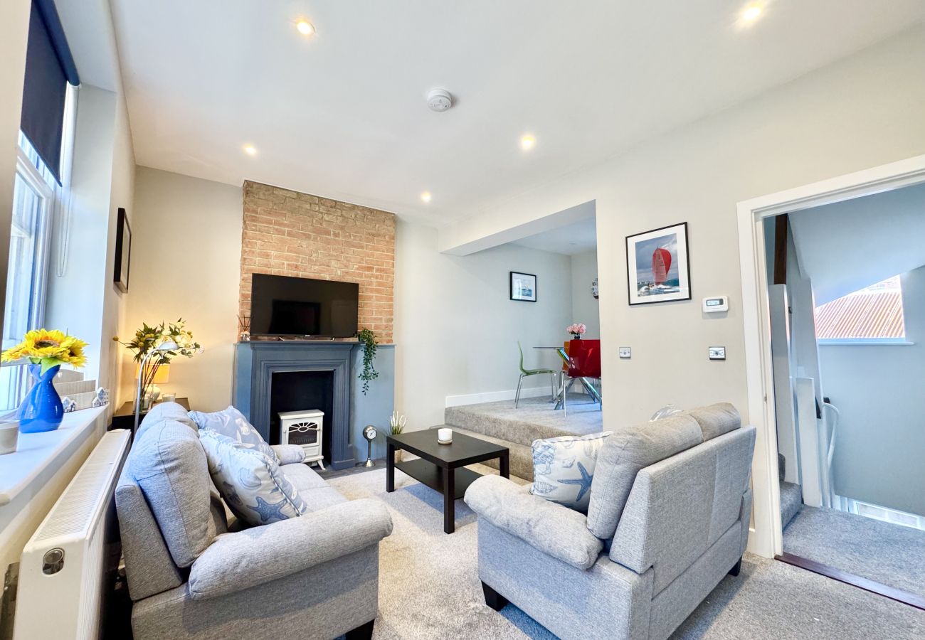 House in Ryde - Castle Cottage, Ryde, Isle of Wight