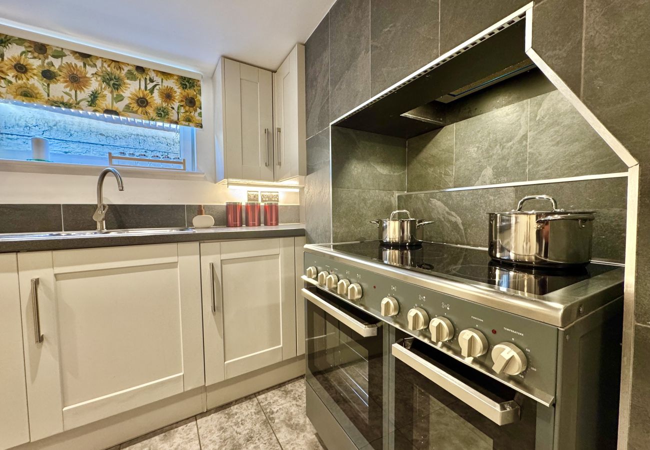 House in Ryde - Castle Cottage, Ryde, Isle of Wight