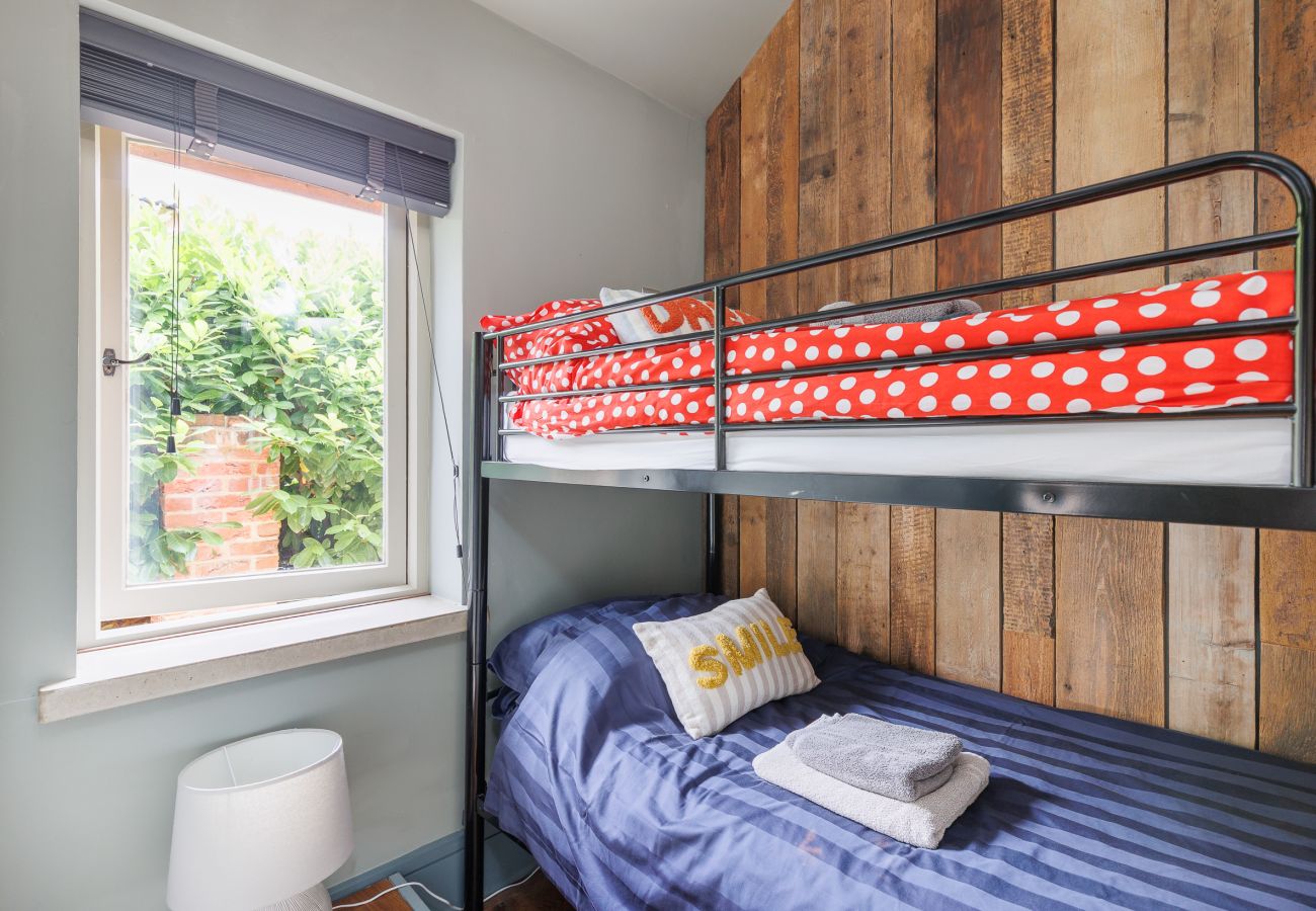 Cottage in Ryde - The Little Dairy - Park Farm 