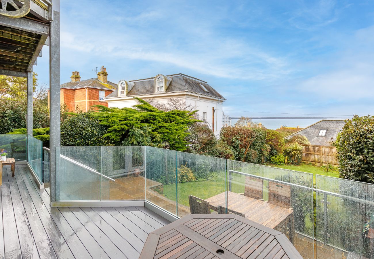 Apartment in Cowes - Solent Garden 