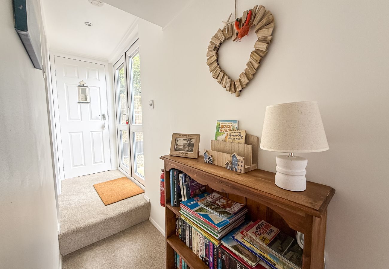 Bungalow in Bembridge - Red Cedars