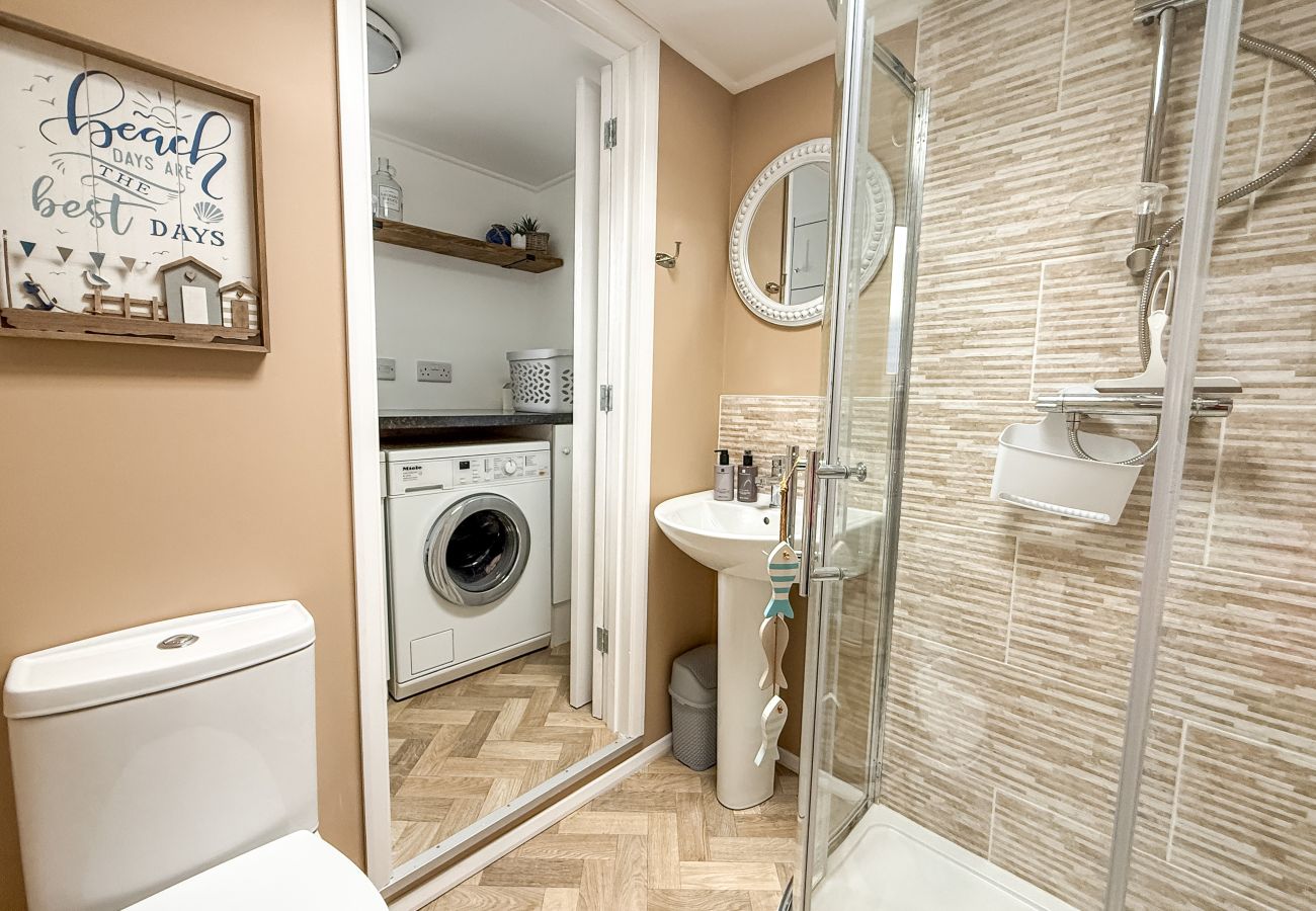 Bungalow in Bembridge - Red Cedars