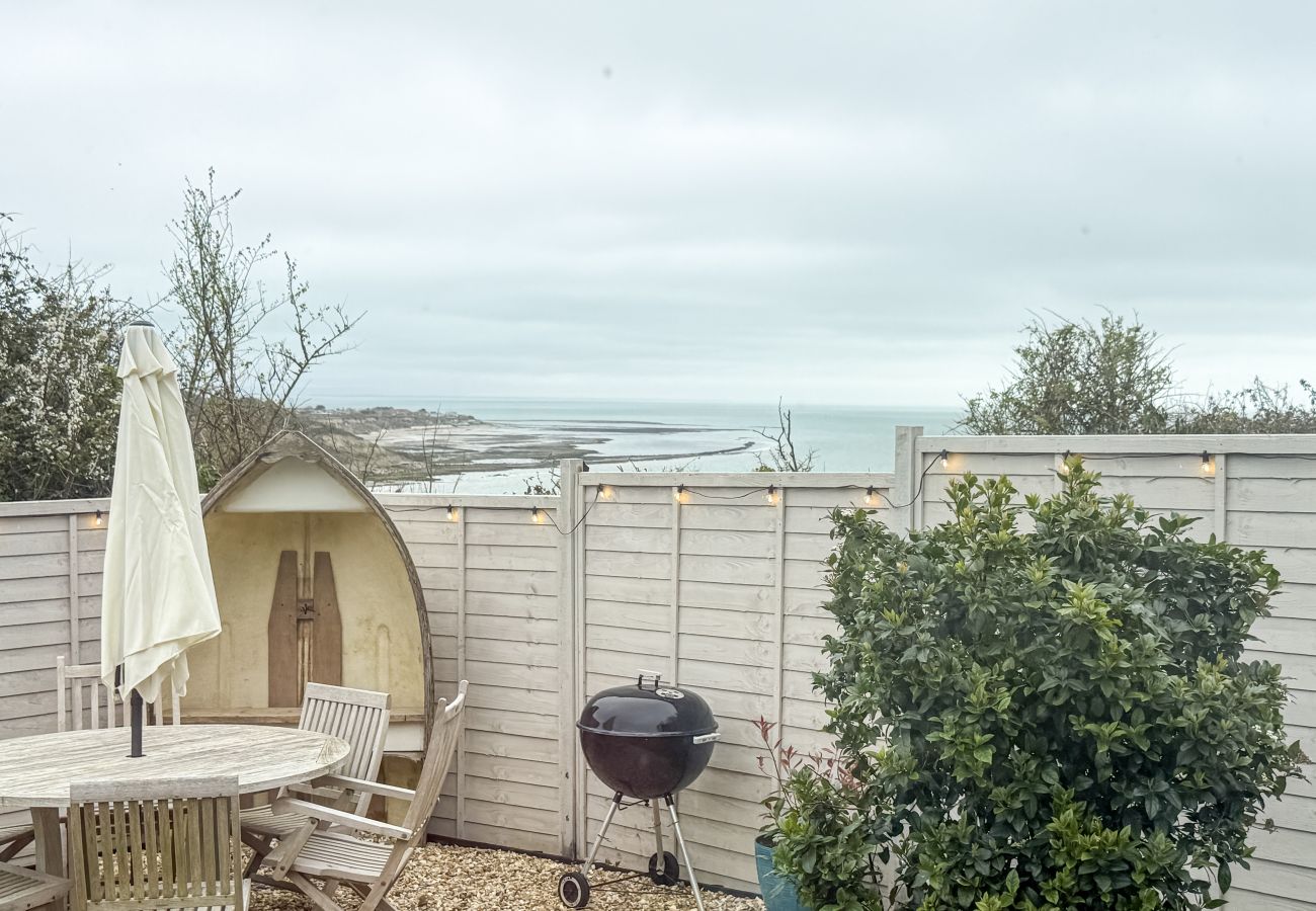 Bungalow in Bembridge - Red Cedars