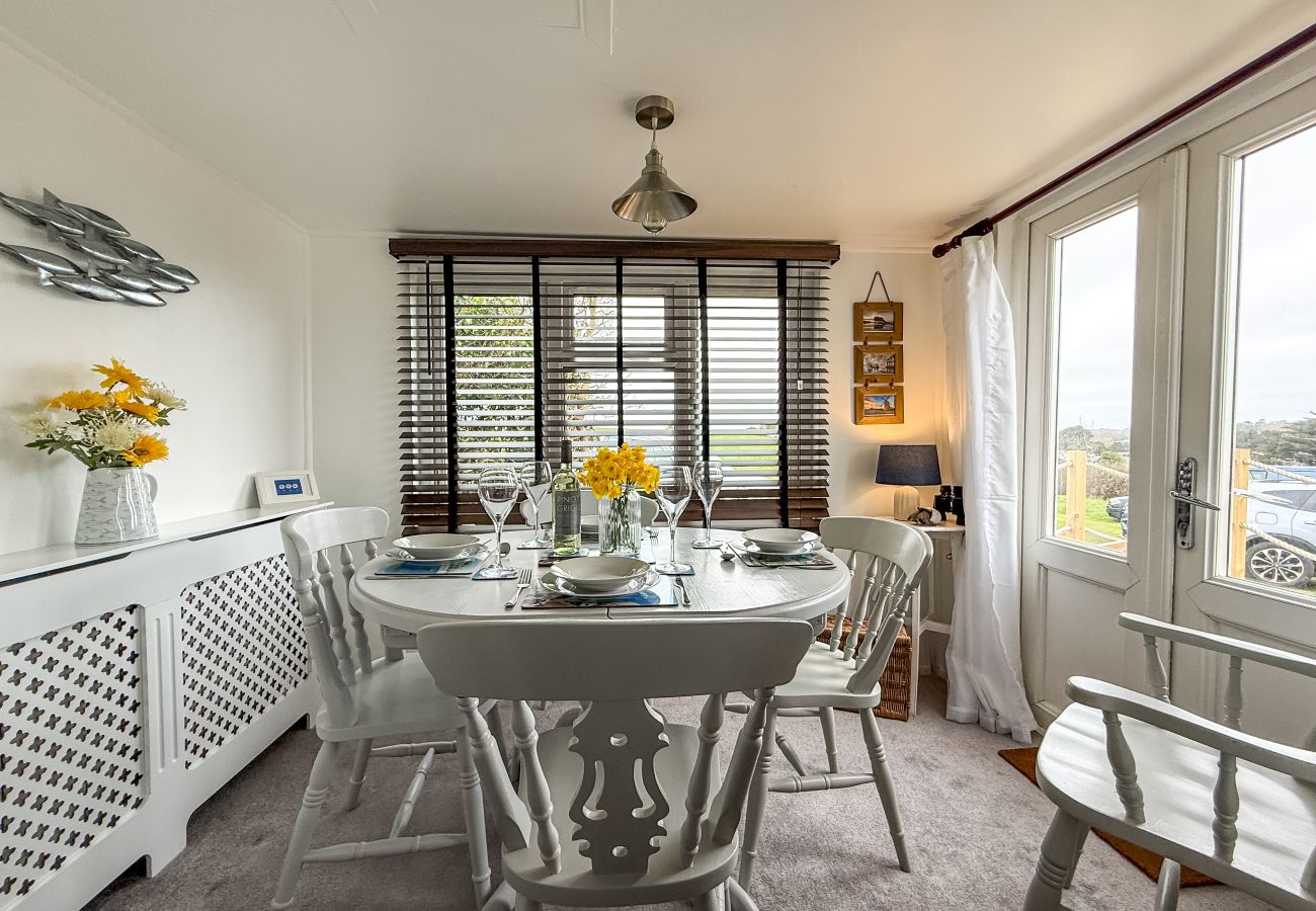 Bungalow in Bembridge - Red Cedars