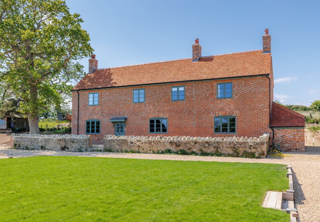 House in Brading - The Farmhouse at Nunwell 