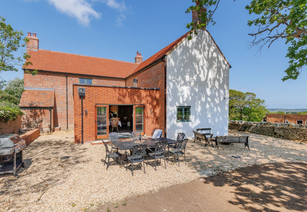 House in Brading - The Farmhouse at Nunwell 