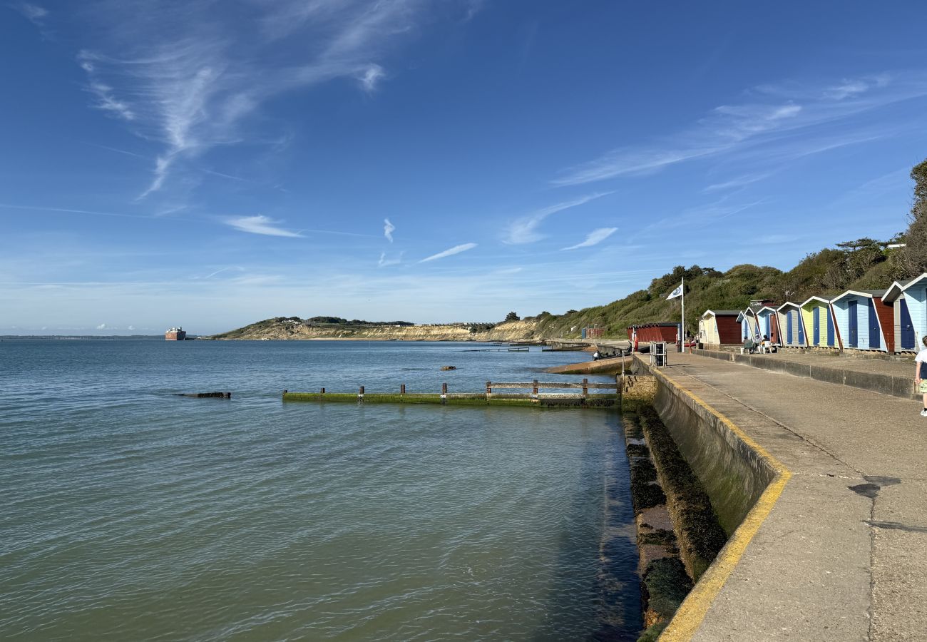 Bungalow in Freshwater - Westway - Colwell Bay 
