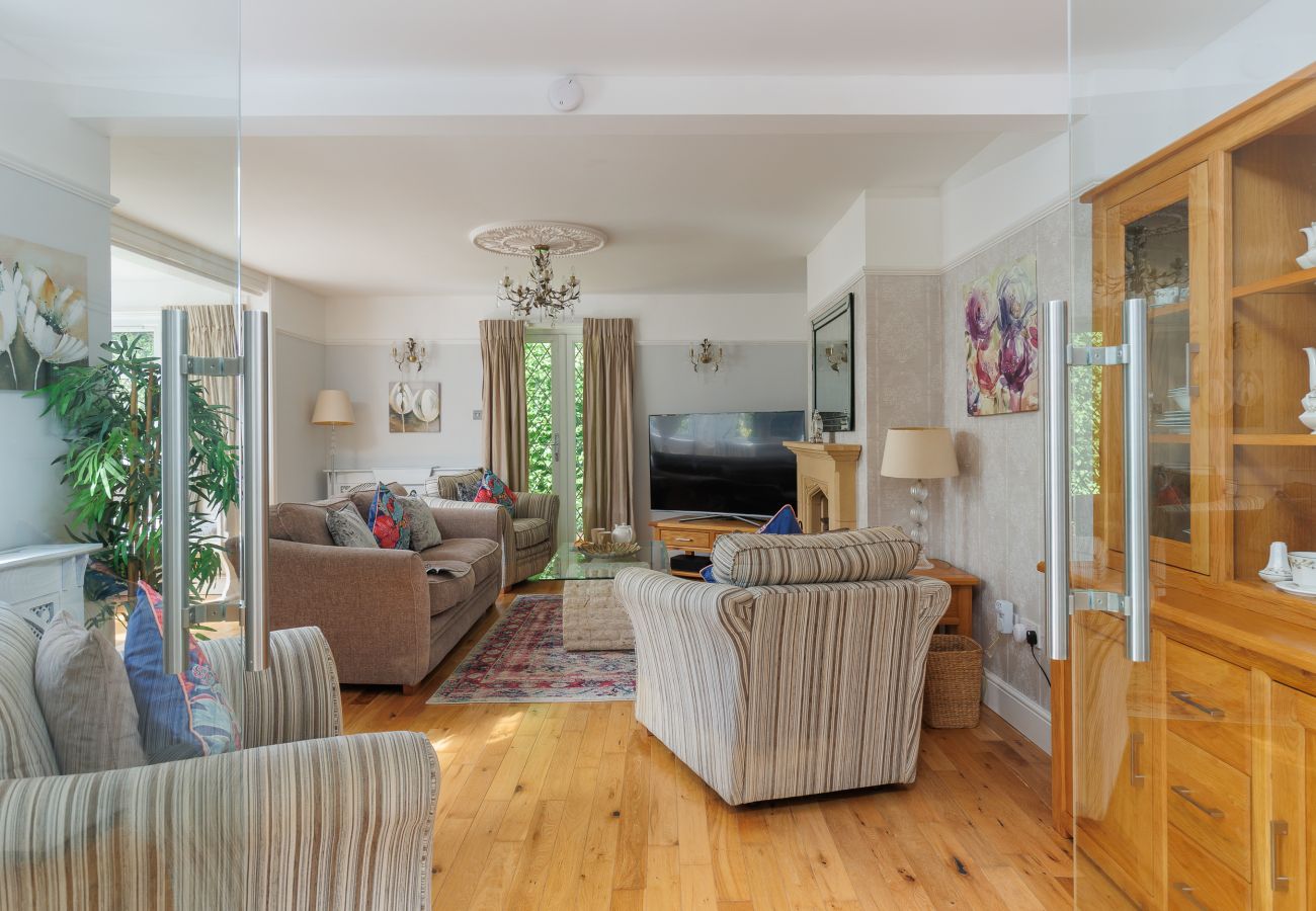Bungalow in St Lawrence - Undercliff View 