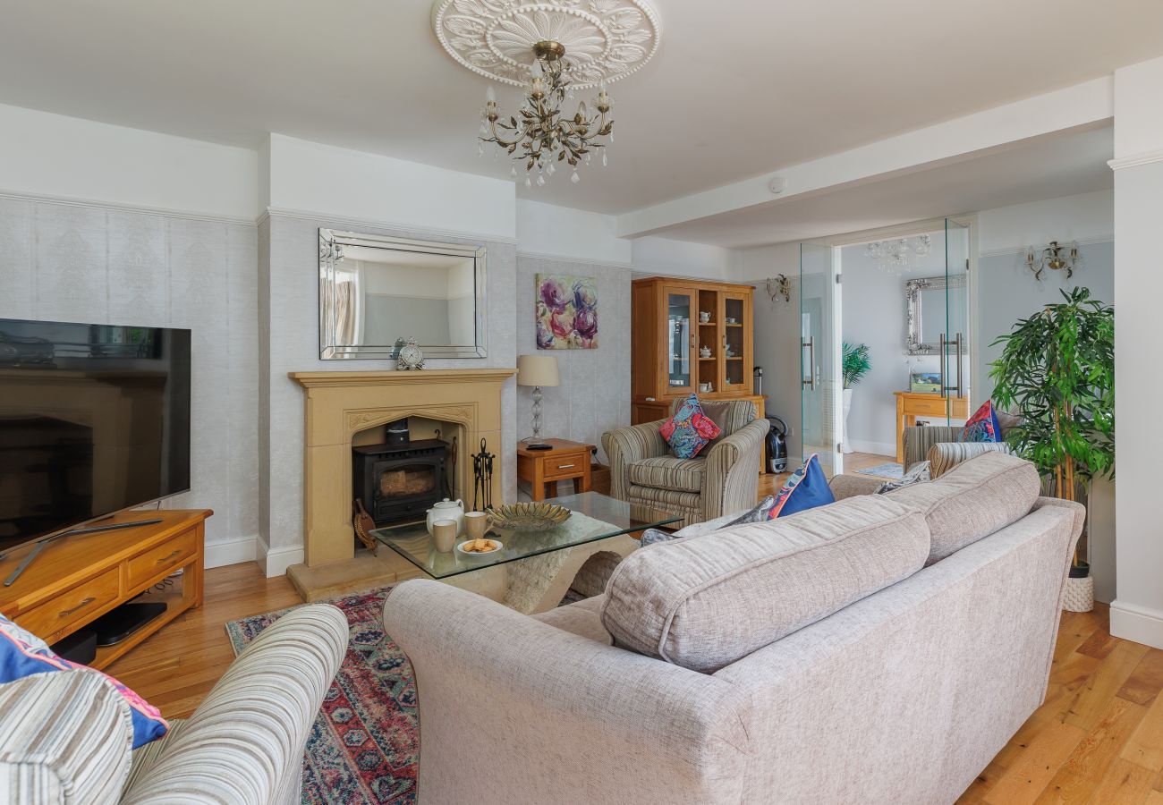 Bungalow in St Lawrence - Undercliff View 