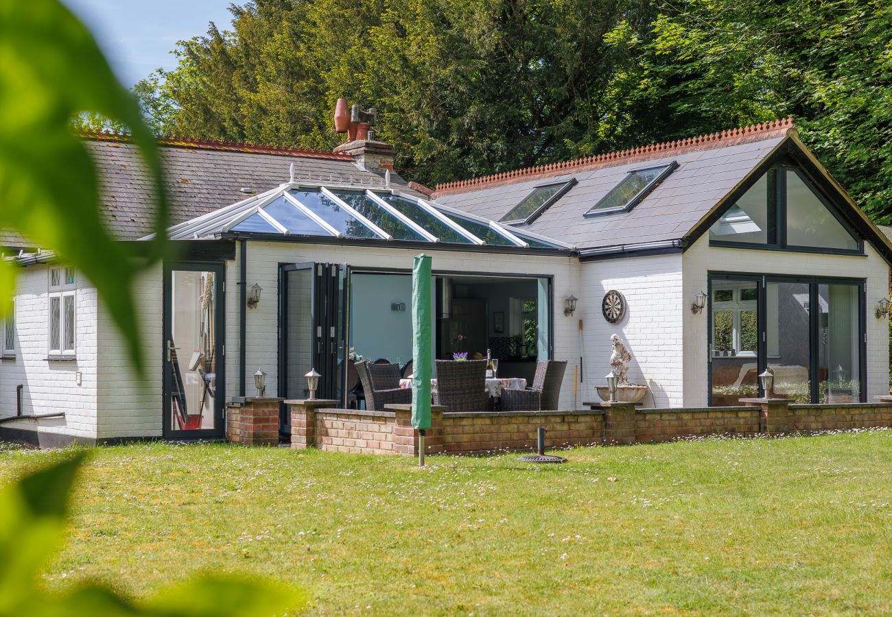 Bungalow in St Lawrence - Undercliff View 