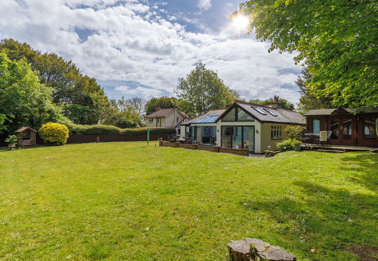 Bungalow in St Lawrence - Undercliff View 