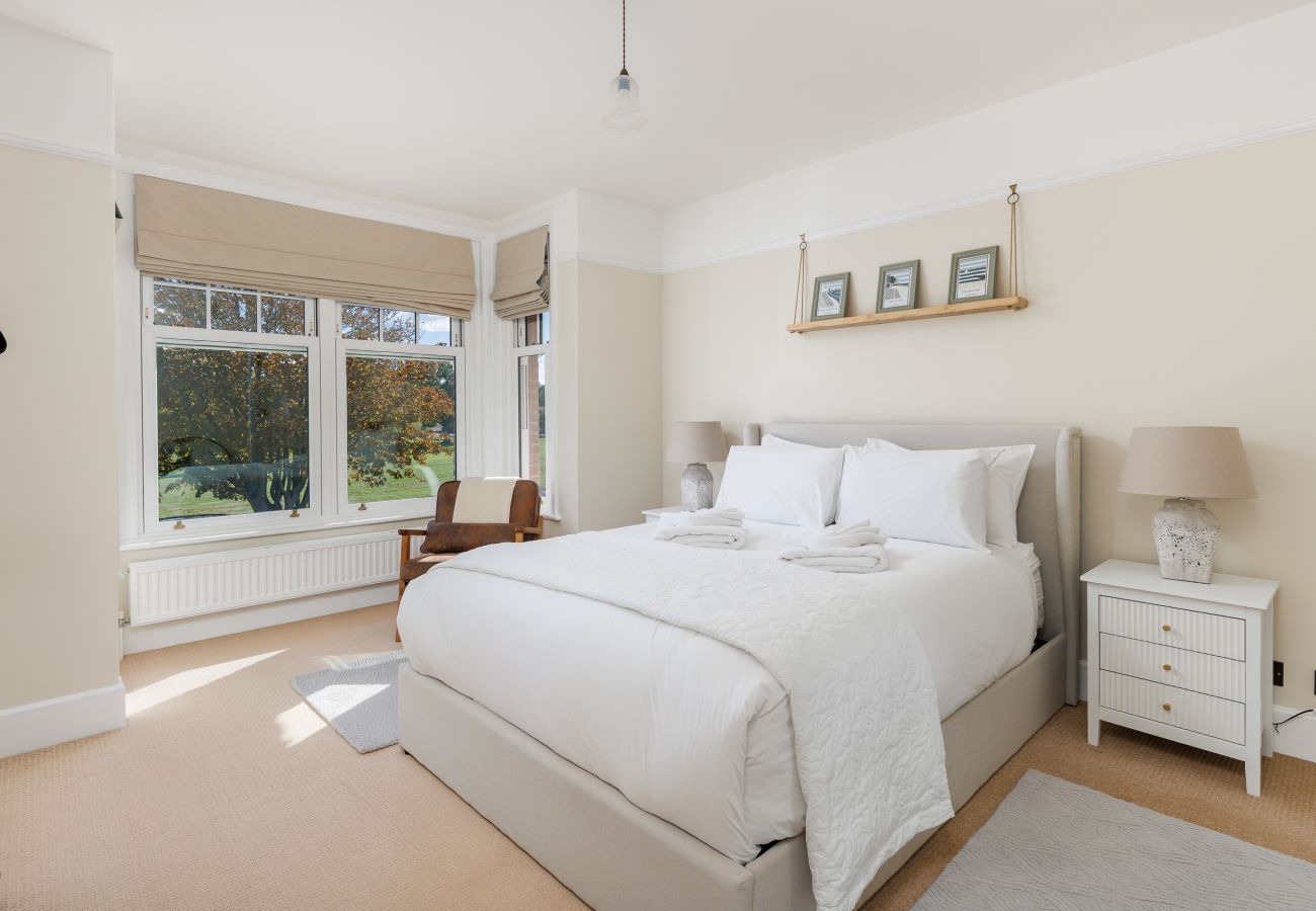 House in Totland Bay - Sandy Lane 