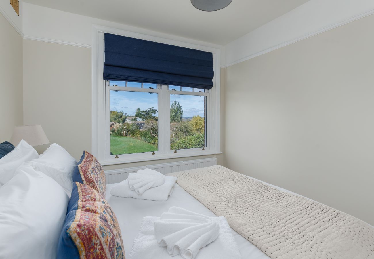 House in Totland Bay - Sandy Lane 